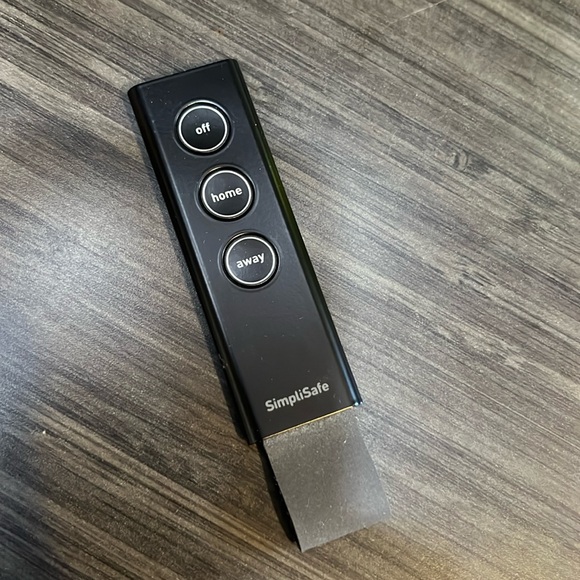 SimpliSafe Keyfob - Picture 1 of 1